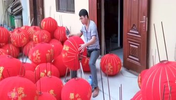 紅九州對(duì)聯(lián)工藝品廠 以匠心傳承文化，用巧手雕琢吉祥